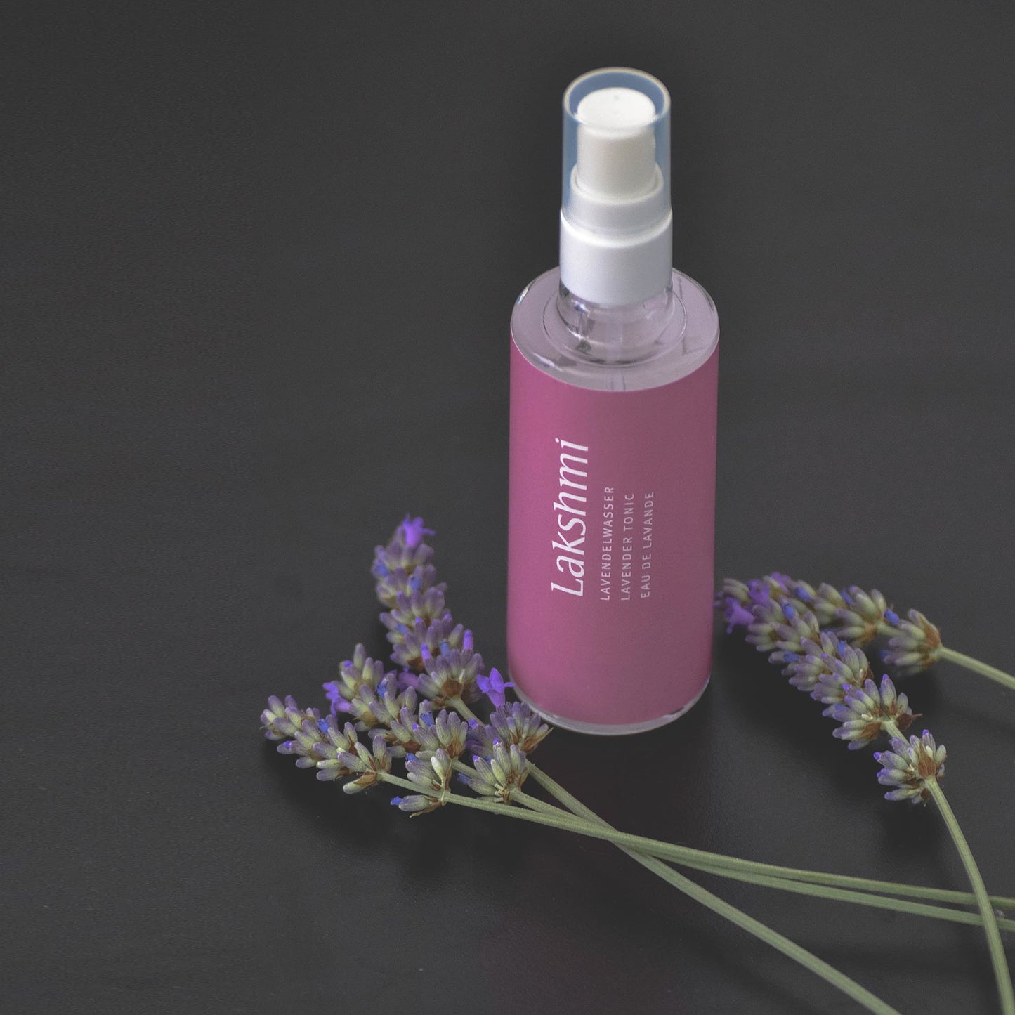 Reines Hydrolat, natur parfum, natur kosmetik, männer naturkosmetik, Lotion von Lavendelöl, Haarwasser, Gesichtswasser, geschichtstonikum, geschichtspflege, Ayurvedische Aromatherapie